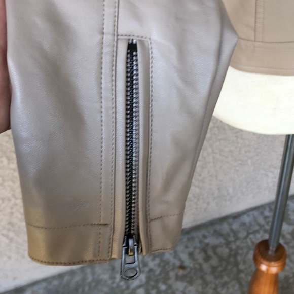 Pleather tan biker jacket - Picture 5 of 6